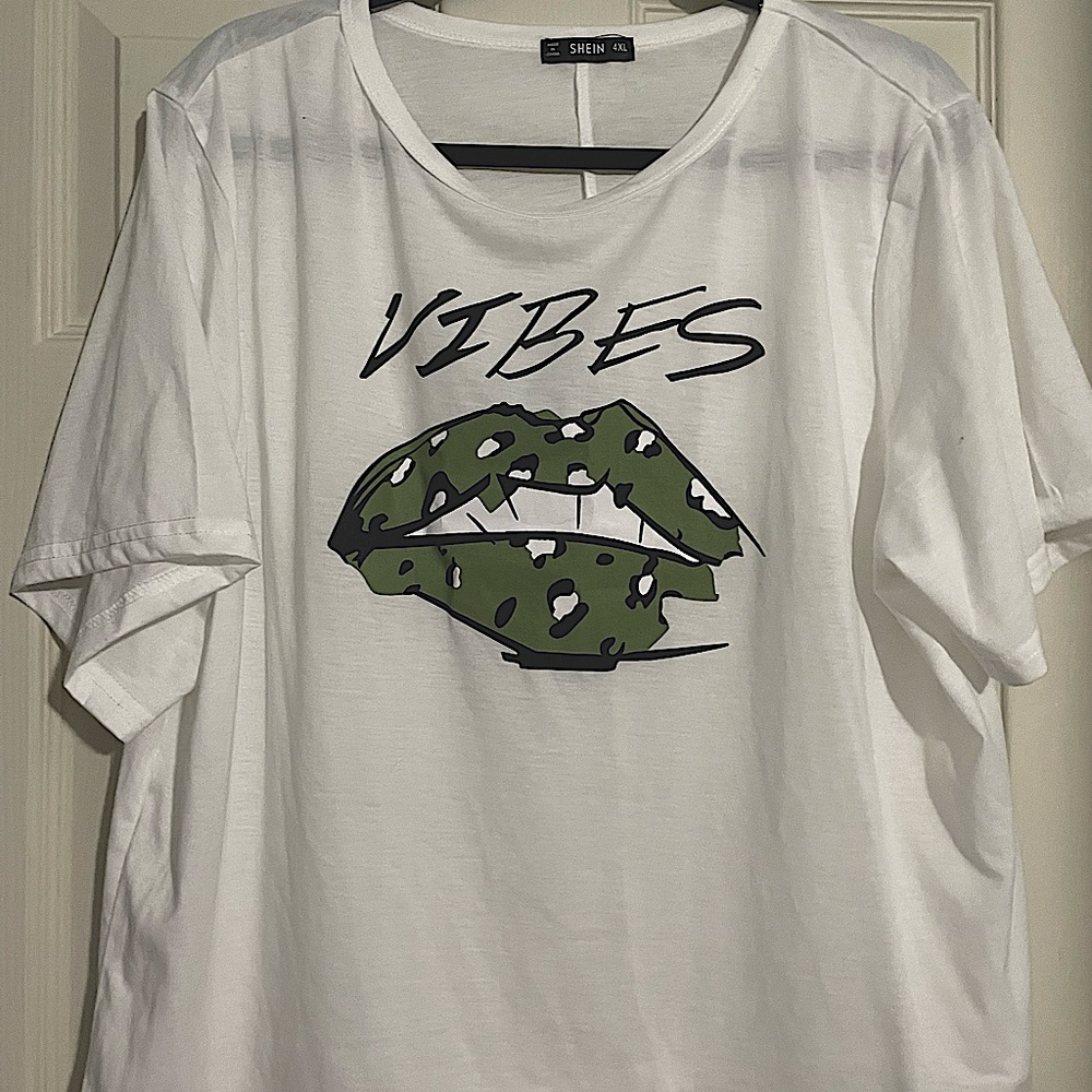 Vibes Crop Top